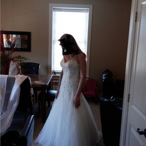 Wedding dress